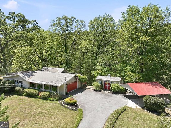 3rd image of 238 Currahee Cir