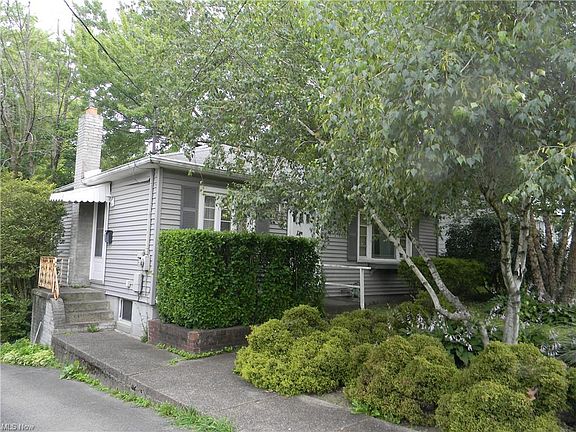 3rd image of 928 Vienna Ave