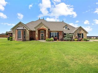 24191 E 996th Rd, Weatherford, OK 73096