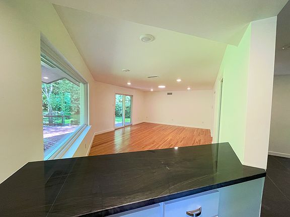 4th image of 9717 Bluff Dale Dr
