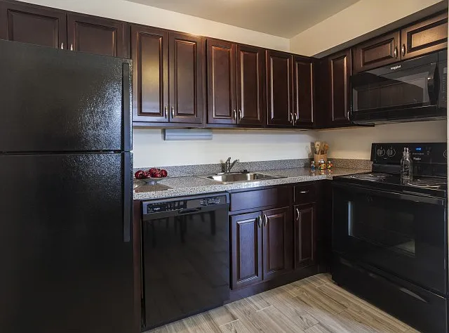 Orangewood Apartments — Photo 8