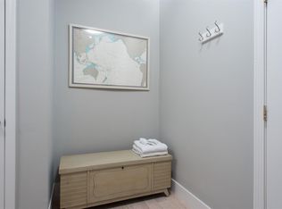184 Green St #2, Cambridge, MA 02139