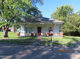 559 N Cumberland St, Jackson, TN 38301