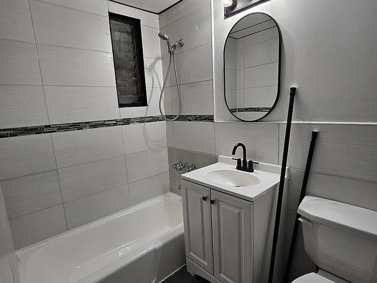 765 Vose Ave #B6 — Photo 6