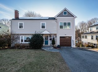 33 Sargent Rd, Winchester, MA 01890