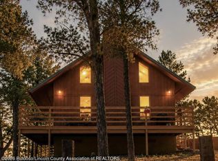214 Hidalgo St, Ruidoso, NM 88345
