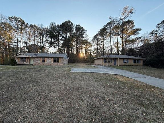 2nd image of 1775 Highpoint Rd