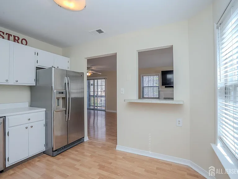 6202 Cedar Ct — Photo 9