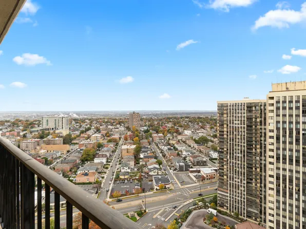 200 Winston Drive image 23 of 28