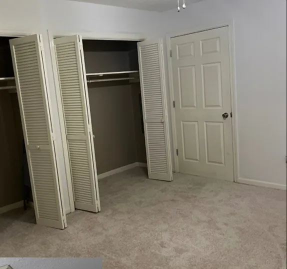 3140 Plantation Dr #B — Photo 6