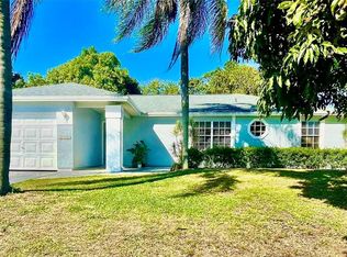 1902 SW Idaho Ln, Port Saint Lucie, FL 34953