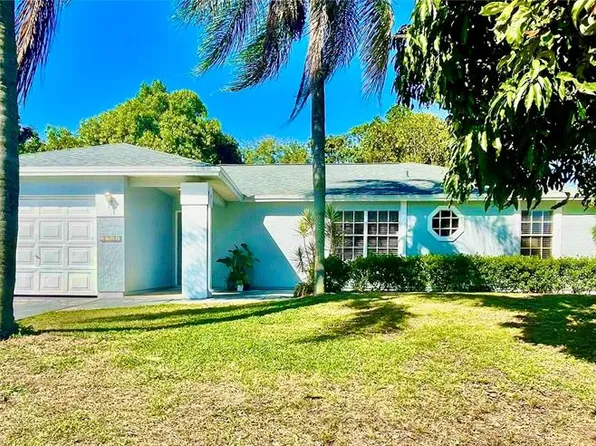 1902 SW Idaho Ln, Port Saint Lucie, FL 34953