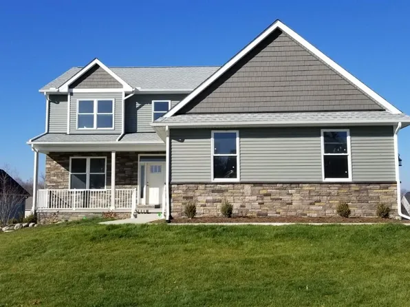 10422 Gray Knoll Trl, Saline, MI 48176