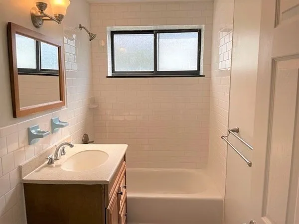 53 Paul St #15 — Photo 12