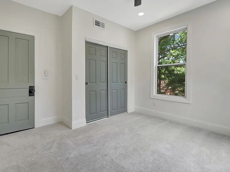 3020 Daytona Ave — Photo 19