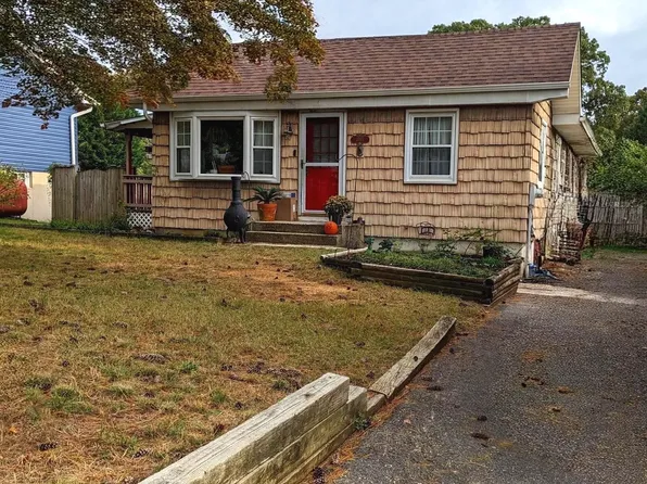 1095 Skyway Dr, Annapolis, MD 21409