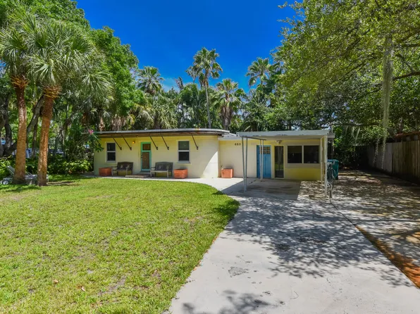 653 NE 8th Avenue, Boynton Beach, FL 33435