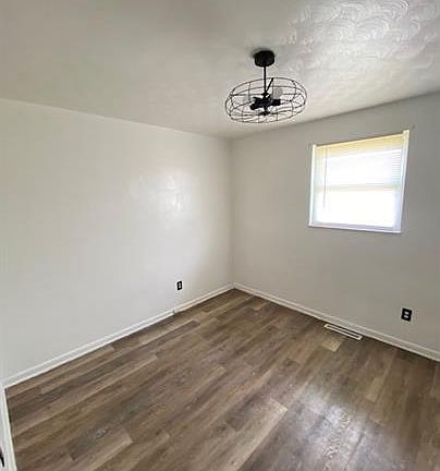 3rd image of 2263 Hepburn Ave #B