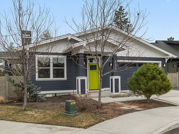 2nd image of 61085 SE Echo Lake Ct