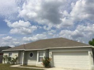 597 SW Fairway Ave, Port Saint Lucie, FL 34983