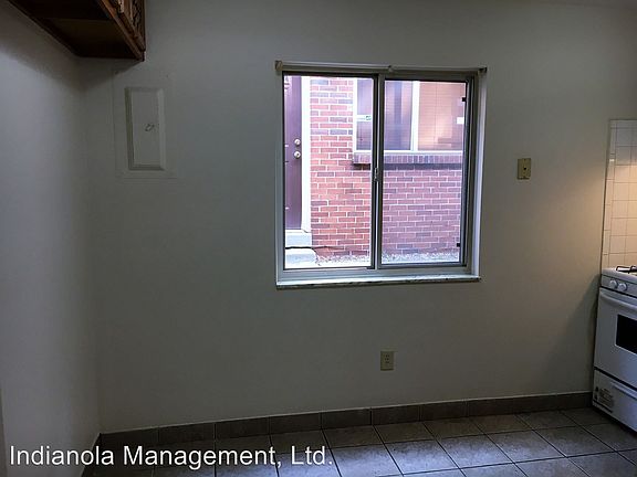 4th image of 194 E Duncan St APT 1