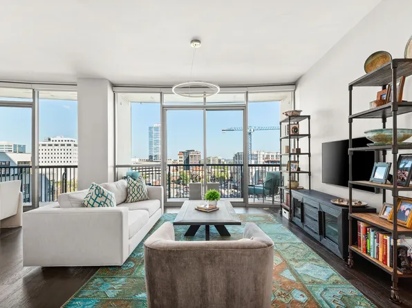 900 20th Ave S APT 715, Nashville, TN 37212