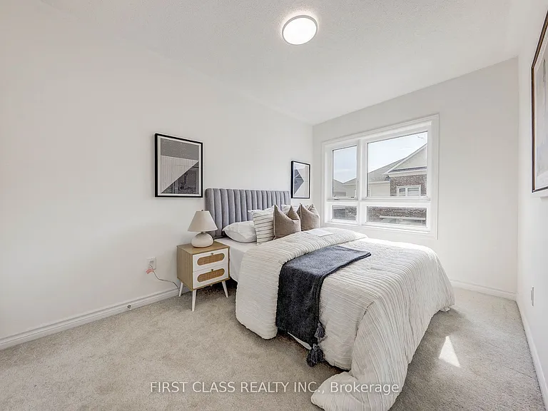 22 Massachusetts Ln — Photo 12