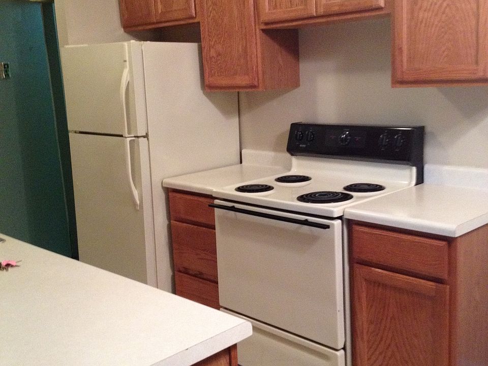 2nd image of 7422 Brookdale Dr APT 104
