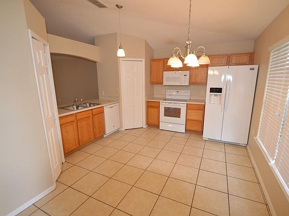 2nd image of 3672 Queens Cove Blvd