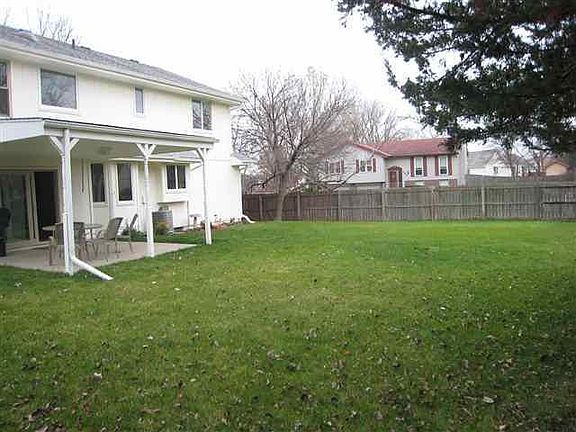2nd image of 1002 Rogers Dr