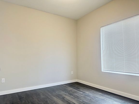 5th image of 1426 N Azena St