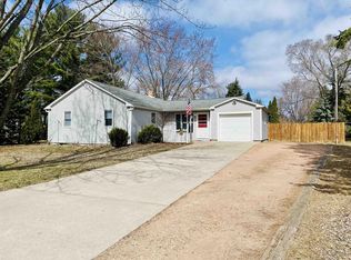 2910 South Dr, Plover, WI 54467