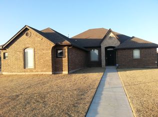 905 Carol Ann Pl, Moore, OK 73160