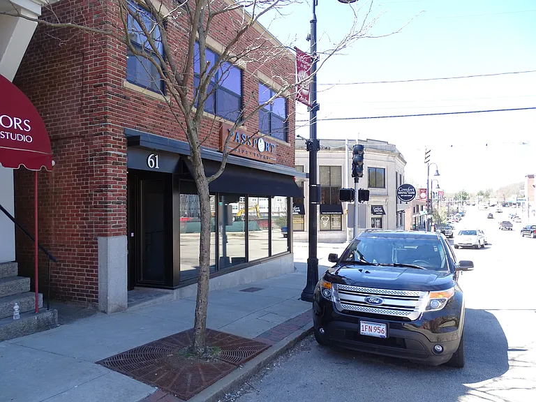 Ten Front Street — Photo 17