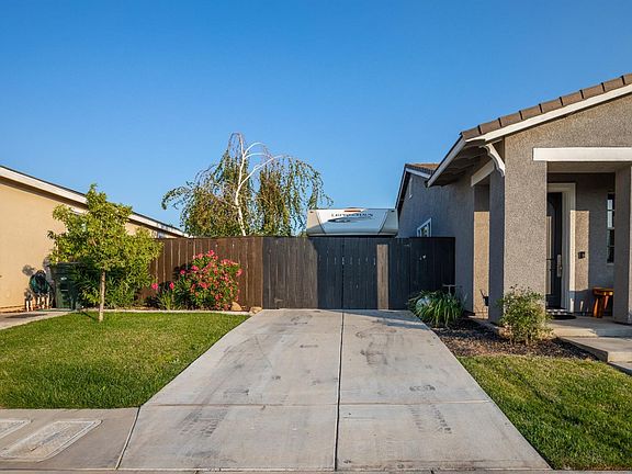 4th image of 2677 Mustang Dr