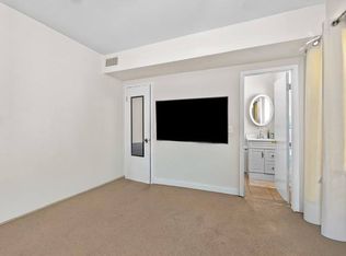 1686 S Rimpau Blvd, Los Angeles, CA 90019