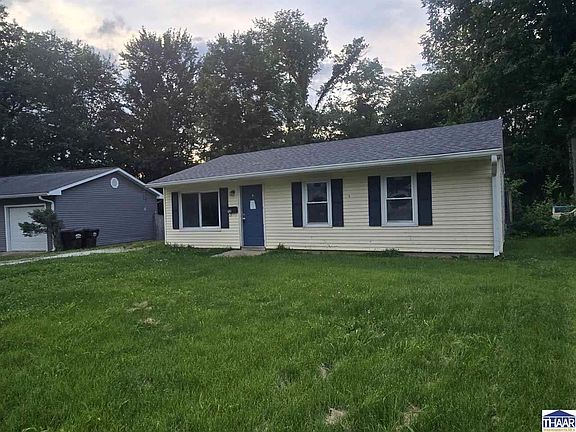 2nd image of 1112 Magnolia Dr