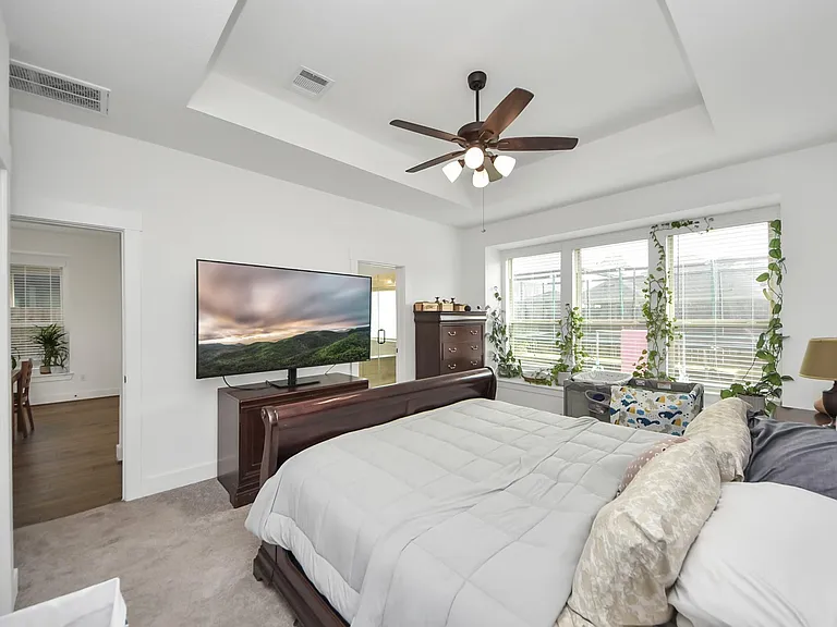 21314 Barcelona Heights Trl — Photo 12
