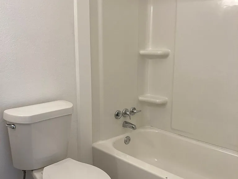 101 W B St #204 — Photo 4