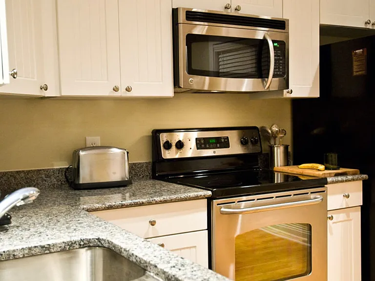 1625 Elmwood Ct #201 — Photo 8