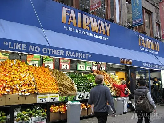 Rented by Anchor Associates | media 26