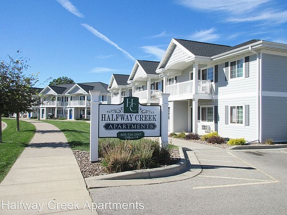 2nd image of 960 Linden Dr APT 202