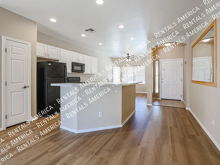 11925 W Jefferson St — Photo 5