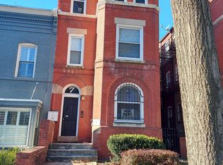 7 15th St SE APT 1, Washington, DC 20003
