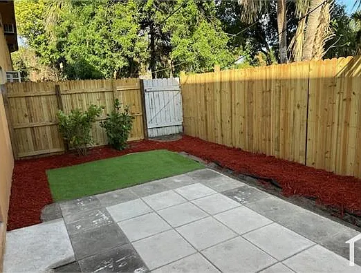 220 SW 38th Ave #109 — Photo 8