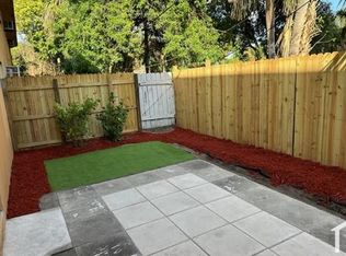 220 SW 38th Ave, Fort Lauderdale, FL 33312