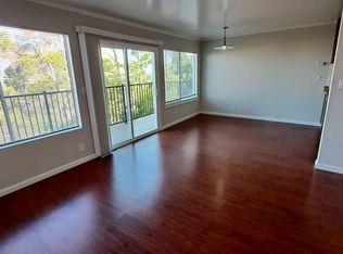 3317 Kempton Ave #203, Oakland, CA 94611