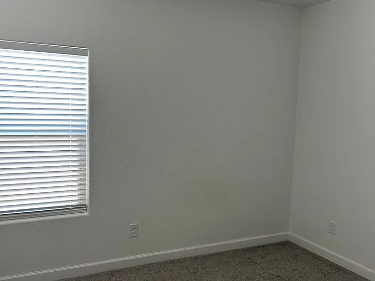 3527 S Ostrich Dr — Photo 8