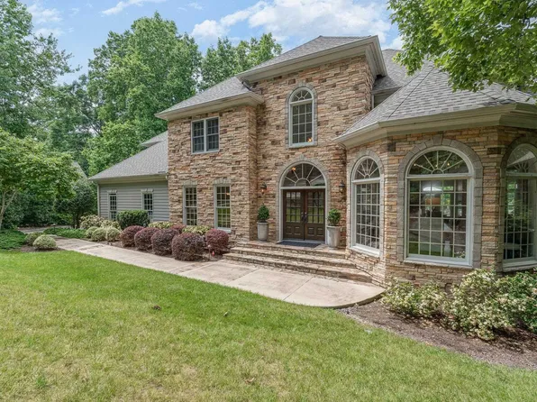 97603 Franklin Rdg, Chapel Hill, NC 27517