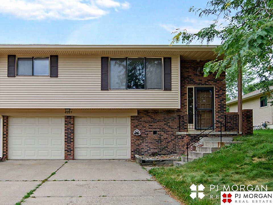 1st image of 6213 N 108th Avenue Cir